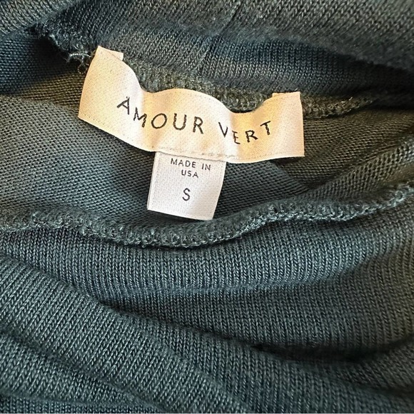 Amour Vert Women's Lily Turtleneck S Top Green Soft Modal Boxy Stretch Revolve - Picture 7 of 9